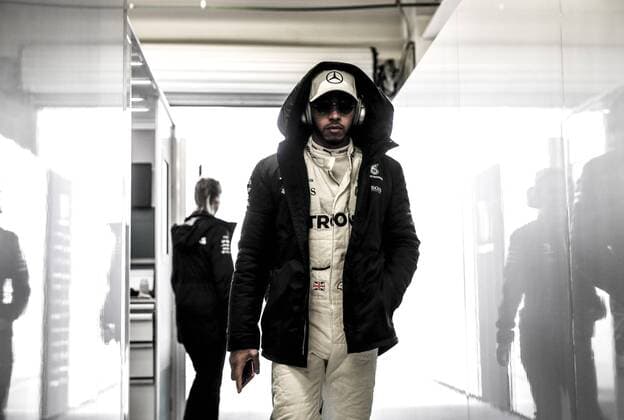 Bilder des Tages - SPORT Motorsports: FIA Formula One World Championship WM Weltmeisterschaft 2017, Grand Prix of Mexico, 44 Lewis Hamilton (GBR, Mercedes AMG Petronas F1 Team), Mexico-City Mexico