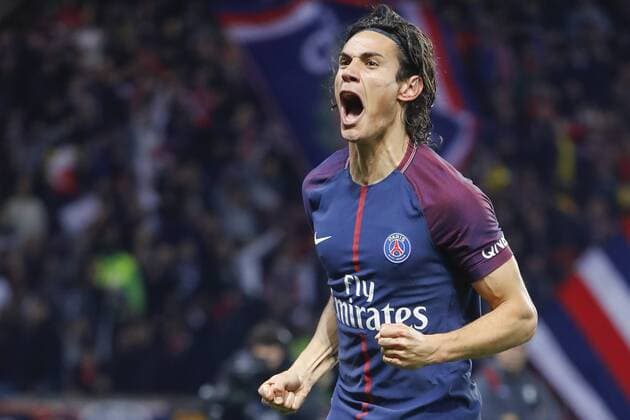 Edinson Roberto Paulo Cavani Gomez psg El Matador El Botija Florestan inscrit le premier but servit par Angel Di Maria psg sur coup franc joie FOOTBALL PARIS SAINT GERMAIN v OGC NICE Ligue 1 Conforama 27 10 2017 StephaneAllaman Panoramic 