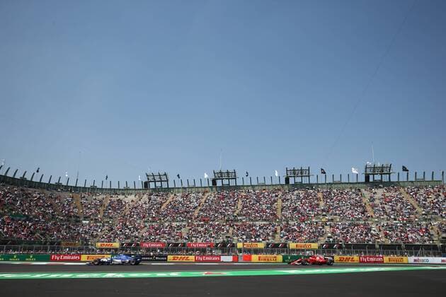 27.10.2017 - Free Practice 2, Marcus Ericsson (SUE) Sauber C36 and Kimi Raikkonen (FIN) Scuderia Ferrari SF70H Mexican Grand Prix, Mexico City 26 - 29 October 2017 27.10.2017 - Free Practice 2, Marcus Ericsson (SUE) Sauber C36 and Kimi Raikkonen (FIN) Scuderia Ferrari SF70H 