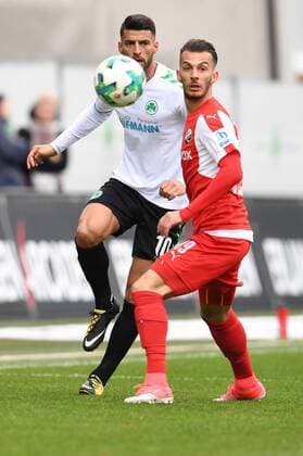 28 10 2017 Soccer Season 2017 2018 2 Soccer League 12 Gameday SpVgg Greuther Fürth Clover FC SV Sandhausen SVS Jurgen Gjasula 10 Germany SpVgg Greuther Fürth Leart Paqarada 19 SV Sandhausen