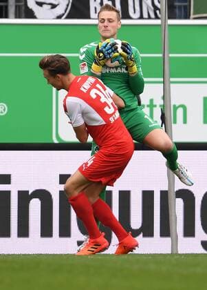 28 10 2017 Football Season 2017 2018 2 Football Bundesliga 12 Gameday SpVgg Greuther Fürth Cloverleaf SV Sandhausen SVS Tim Knipping 34 SV Sandhausen Marius Funk 1 SpVgg Greuther Fürth