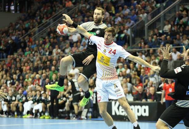 28 10 2017 xcsx Handball Laender match Men Germany Spain emspor v l Viran Morros de Argila Spain v Steffen Fäth Germany Magdeburg