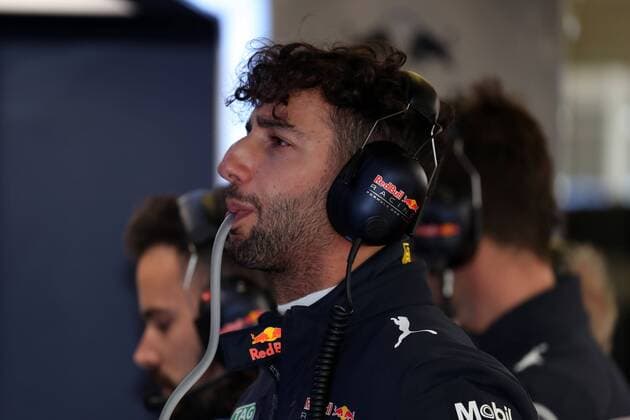 28.10.2017 - Free Practice 3, Daniel Ricciardo (AUS) Red Bull Racing RB13 Mexican Grand Prix, Mexico City 26 - 29 October 2017 28.10.2017 - Free Practice 3, Daniel Ricciardo (AUS) Red Bull Racing RB13 