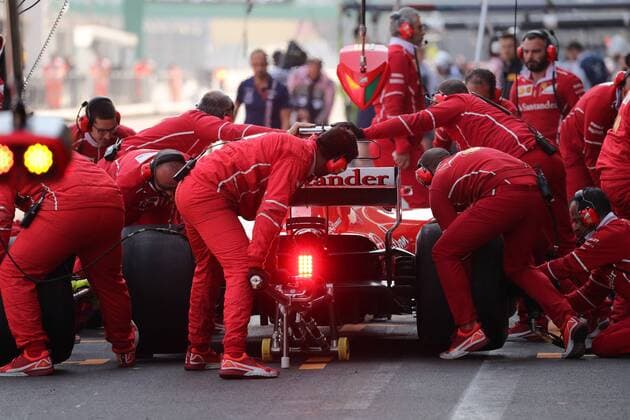 28.10.2017 - Free Practice 3, Sebastian Vettel (GER) Scuderia Ferrari SF70H Mexican Grand Prix, Mexico City 26 - 29 October 2017 28.10.2017 - Free Practice 3, Sebastian Vettel (GER) Scuderia Ferrari SF70H 