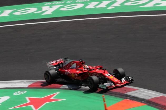 28.10.2017 - Qualifying, Sebastian Vettel (GER) Scuderia Ferrari SF70H Mexican Grand Prix, Mexico City 26 - 29 October 2017 28.10.2017 - Qualifying, Sebastian Vettel (GER) Scuderia Ferrari SF70H 
