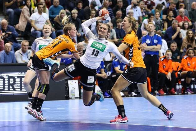 Julia Behnke Germany Handball Internationals Germany vs Netherlands in GETEC Arena in Magdeburg Action Germany Handball Women Women 28 10 2017