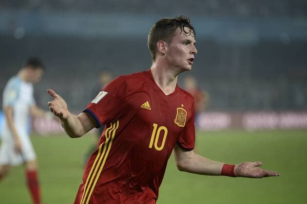 India: England wins FIFA U17 U 17 World Cup Spain Segio Gomez (jersey 10) celebrates Spain goal the FIFA U 17 World Cup India 2017 Final match in Kolkata. Player of England and Spain in action during the FIFA U 17 World Cup India 2017 Final match on October 28, 2017 in Kolkata. England wins FIFA U 17 World Cup 5 - 2 goals against Spain. Kolkata West Bengal India Kolkata  SaikatxPaulx xPacificxPress