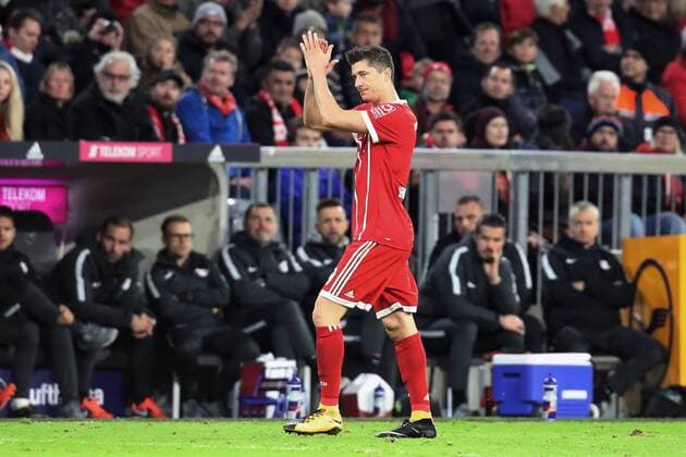 28 10 2017 Football 1 League 2017 2018 10 Matchday FC Bayern Munich RB Leipzig in the Allianz Arena Munich Robert Lewandowski Bayern Munich must be out of the game