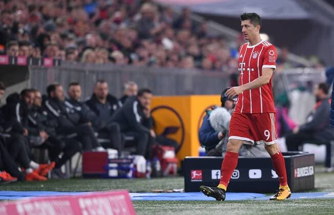 Football 1 Bundesliga Season 2017 2018 10 Round FC Bayern Munich RB Leipzig 28 10 2017 Robert Lewandowski FC Bayern Muenchen must leave the field Munich