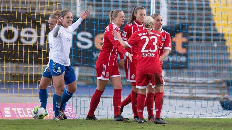 Jubel celebration at Bayern Munich on the 0 4 by Lucie Vonkova Bayern Munich 13 Football Alliance Women Bundesliga FF USV Jena Bayern Munich xprx