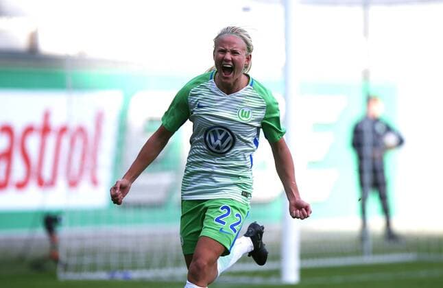 VfL vs Bremen Women Wolfsburg Germany 29 10 2017 FOOTBALL VfL Wolfsburg SV Werder Bremen 1 Allianz Women Bundesliga Season 2017 18 Image shows Pernille Harder VfL Wolfsburg celebrates after scoring for 3 2 Wolfsburg