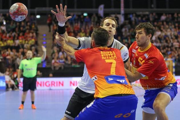 Germany Berlin Max Schmeling Halle Handball Mens National Team Season 2017 2018 Germany GER Spain ESP Kai Häfner GER Valero Rivera Folch Daniel Dujshebaev ESP