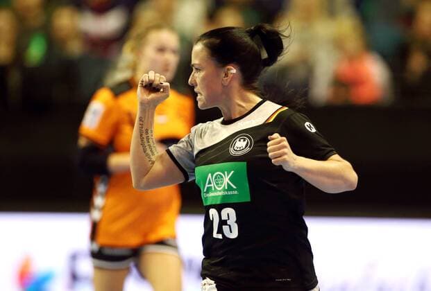 Svenja Huber Joy Emotion Cheering Cheering for goal Sport Handball DHB National Team Women International Match Season 2017 2018 29 10 2017 GER BRDeutschland vs Netherlands NED