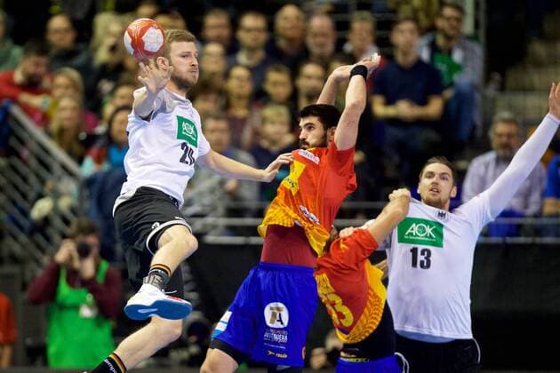 Handball Berlin 29 10 2017 National team DHB Germany GER Spain ESP Philipp Weber Germany No 20 GURBINDO Eduardo Spain No 03