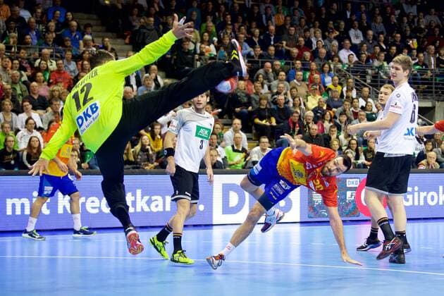 Handball Berlin 29 10 2017 National team DHB Germany GER Spain ESP GUARDIOLA Gedeon Spain No 30 Silvio Heinevetter Germany TW No 12 Finn Lemke Germany No 06 Uwe Gensheimer Germany No 03