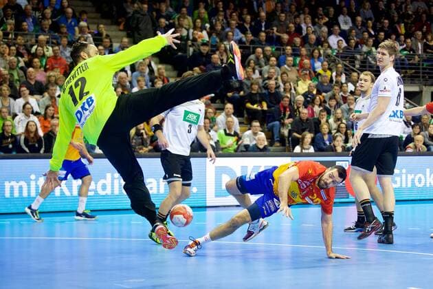 Handball Berlin 29 10 2017 National team DHB Germany GER Spain ESP GUARDIOLA Gedeon Spain No 30 Silvio Heinevetter Germany TW No 12 Finn Lemke Germany No 06 Uwe Gensheimer Germany No 03