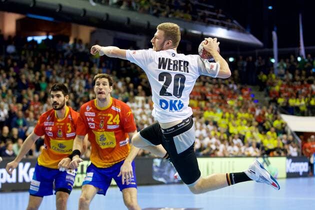 Handball Berlin 29 10 2017 National team DHB Germany GER Spain ESP Philipp Weber Germany No 20 MORROS DE ARGILA Viran Spain No 24 GURBINDO Eduardo Spain No 03