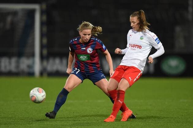 FFC Turbine Potsdam 1 FFC Frankfurt Tabea Kemme 21 FFC Turbine Potsdam Ana Maria Crnogorcevic 21 21 FFC Frankfurt 30 10 17 Copyright: xMichaelxHundtx xMatthiasxKochx