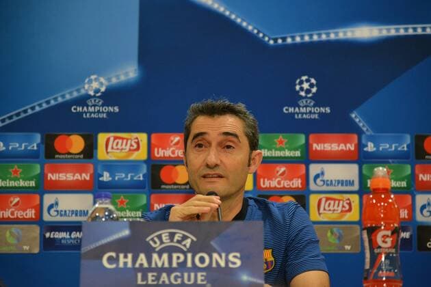 Ernesto Valverde, the Headcoach of Barcelona FC at the press conference PK Pressekonferenz in Piraeus First training and Press Conference of FC Barcelona Barca in Piraeus for the UEFA Champions League match gainst Olympiakos Piraeus, in Piraeus on October 30, 2017