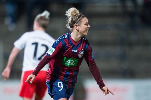 Jubel for the Goal to the 1 0 Goalkeeper Svenja Huth POT cheers Soccer Women 1 Bundesliga Season 2017 2018 6 Round 1 FFC Turbine Potsdam 1 FFC Frankfurt in Potsdam Germany on 30 10 2017