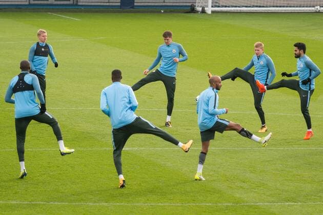 Manchester City Training Manchester City players during the Manchester City training session ahead of their Champions League match at City Football Academy, Manchester Content Not Available For UK Newspapers Copyright: xMattxWilkinsonx FIL-10884-0011