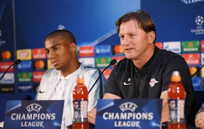 FOOTBALL CHAMPIONS LEAGUE SEASON 2017 2018 GROUP PHASE FC Porto RB Leipzig 31 10 2017 Press Conference RB Leipzig Coach Ralph Hasenhuettl re and Bernardo Fernandes da Silva Junior li Porto