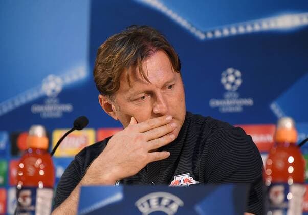FOOTBALL CHAMPIONS LEAGUE SEASON 2017 2018 GROUP PHASE FC Porto RB Leipzig 31 10 2017 Press conference coach Ralph Hasenhuettl RB Leipzig thoughtful Porto