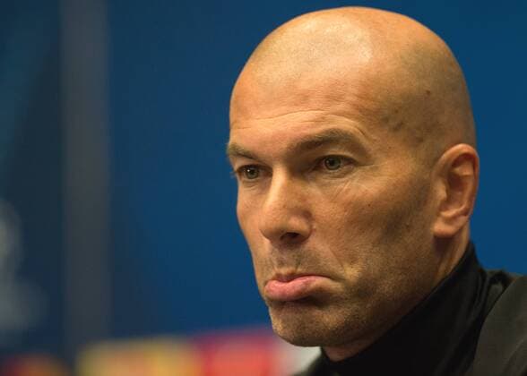 ZinŽdine Zidane manager of Real Madrid during the press conference PK Pressekonferenz on the eve of the UEFA Champions League match between Tottenham Hotspur and Real Madrid at Wembley Stadium, London, England on 31 October 2017. Copyright: xVincexMignottx 17450033