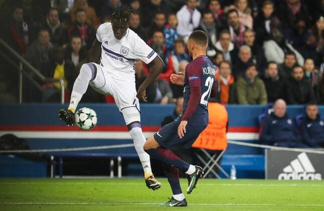 Anderlecht s Kara Mbodji and PSG s Layvin Kurzawa fight for the ball during a soccer game between French team Paris Saint-Germain Football Club and Belgian club RSC Anderlecht, Tuesday 31 October 2017 in Paris, France, the fourth match in the group stage (Group B) of the UEFA Champions League competition. VIRGINIExLEFOUR  x05193110x