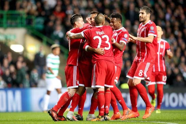 James Rodriguez Bayern Munich 11 Kingsley Coman Bayern Munich 29 Arturo Vidal Bayern Munich 23 David Alaba Bayern Munich 27 Javier Martinez Bayern Munich 8 Jubilee after 0 1 Celtic Glasgow vs Bayern Munich Champions League Football 31 10 2017 Glasgow Copyright: xLanger Eibner-Pressefotox EP_HLR