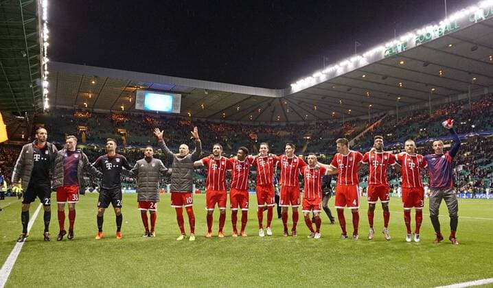 31 10 2017 Football UEFA Champions League 2017 2018 Group Stage 4 Gameday Celtic Glasgow FC Bayern Munich at Celtic Park Stadium Glasgow Scotland Final victory of the Bayern players after winning and qualifying for the knockout round of the Champions League