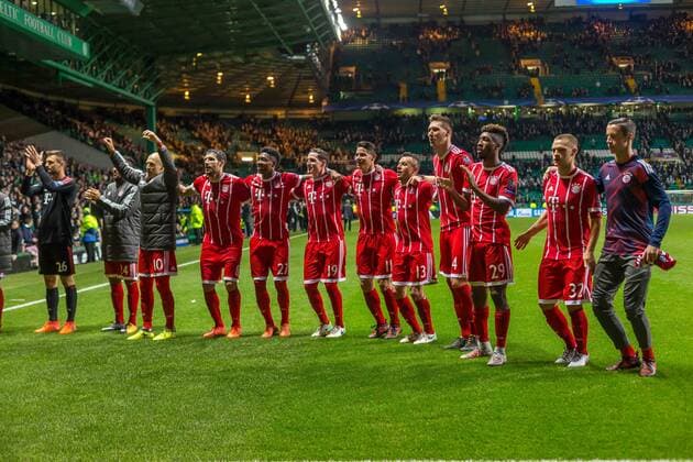 Glasgow Scotland 31 10 2017 UEFA Champions League 2017 18 Season Group Stage Group B 4 Gameday Celtic Glasgow FC Bayern Muenchen FC Bayern final cheering DeFodi048