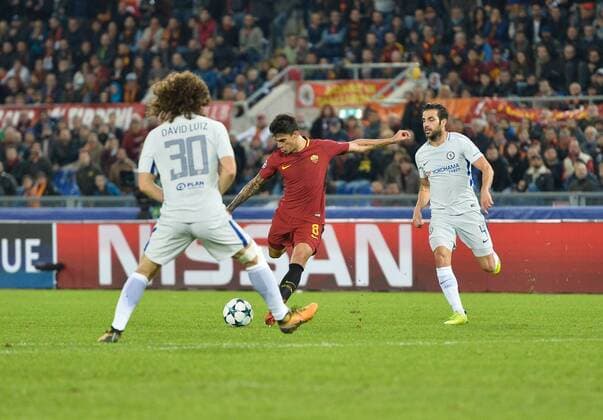 October 31, 2017 - Rome, Italy - Diego Perotti kicks goal 3-0 during the Champions League football match A.S. Roma vs Chelsea Football Club at the Olympic Stadium in Rome, on october 31, 2017. AS Roma v Chelsea FC - UEFA Champions League  - ZUMAn230 20171031_zaa_n230_408 Copyright: xSilviaxLorex