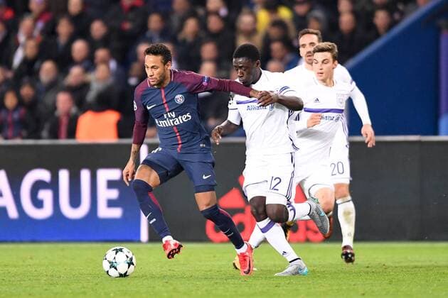 10 NEYMAR JR psg 12 Dennis Appiah and FOOTBALL Paris SG vs Anderlecht Ligue des Champions 31 10 2017 AnthonyBIBARD FEP Panoramic 
