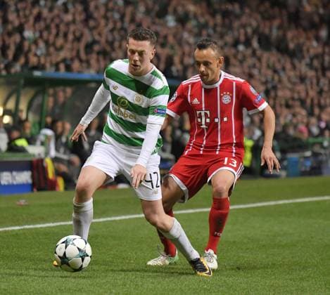 31 10 2017 Football UEFA Champions League 2017 2018 Group stage 4 Gameday Celtic Glasgow FC Bayern Munich at Celtic Park Stadium Glasgow Scotland Callum Mc Gregor Celtic Glasgow beat Rafinha FC Bayern Munich