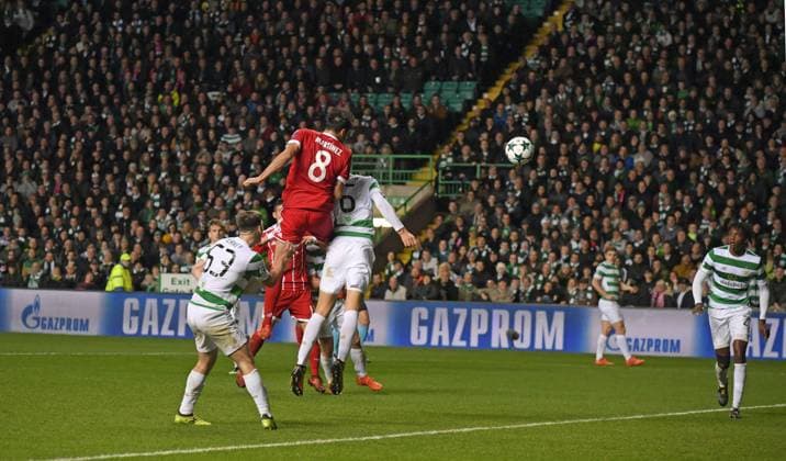 31 10 2017 Football UEFA Champions League 2017 2018 Group stage 4 Gameday Celtic Glasgow FC Bayern Munich in Celtic Park Stadium Glasgow Scotland header to Javi Martinezs midweek goal against Bayern Munich against Nir Bitton Celtic Glasgow
