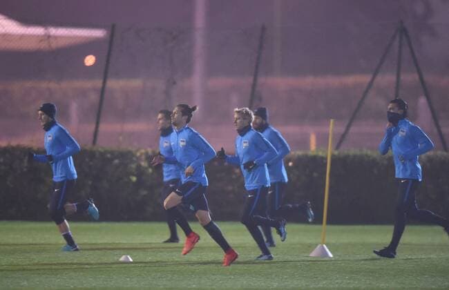 Football Men Europe League Season 2017 2018 Final training of Hertha BSC the day before the home match against Sorja Luhansk v Fabian Lustenberger Hertha BSC Valentin Stocker Hertha BSC Per Ciljan Skjelbred Hertha BSC Karim Rekik Hertha BSC 01 11 17 Copyright: xMichaelxHundtx xMatthiasxKochx