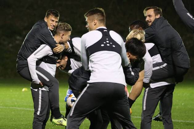 SOCCER - UEFA EL, RBS vs Konyaspor, preview SALZBURG,AUSTRIA,01.NOV.17 - SOCCER - UEFA Europa League, group stage, Red Bull Salzburg vs Atiker Konyaspor, preview, training of RBS. Image shows Stefan Lainer and Andreas Ulmer (RBS). GEPAxpictures xMathiasxMandl