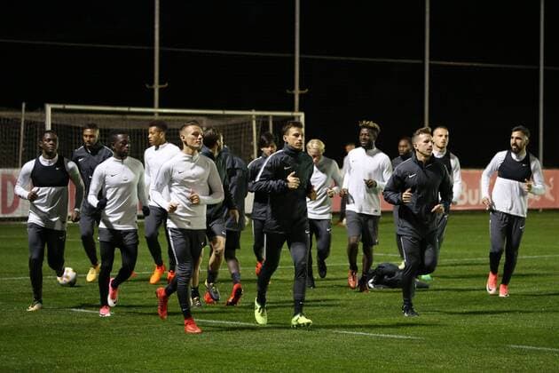 SOCCER - UEFA EL, RBS vs Konyaspor, preview SALZBURG,AUSTRIA,01.NOV.17 - SOCCER - UEFA Europa League, group stage, Red Bull Salzburg vs Atiker Konyaspor, preview, training of RBS. Image shows the team of RBS. GEPAxpictures xMathiasxMandl