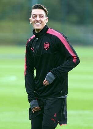 November 1, 2017 - London, England, United Kingdom - Arsenal s Mesut Ozil.during a Arsenal training session ahead of the UEFA Europa League Group H match against Red Star Belgrade (Crvena Zvezda) at Arsenal training centre , London Colney on 1 Nov 2017 St.Albans, England Arsenal Training and press conference PK Pressekonferenz  - ZUMAn230 20171101_zaa_n230_003 Copyright: xKieranxGalvinx