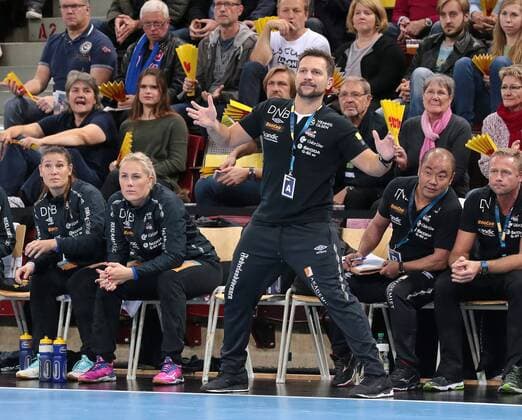 01 11 2017 Germany Ludwigsburg Germany Handball Champions League Women Season 2017 2018 SG BBM Bietigheim vs Vipers Kristiansand Vipers Manager Finn Kenneth Gabrielsen