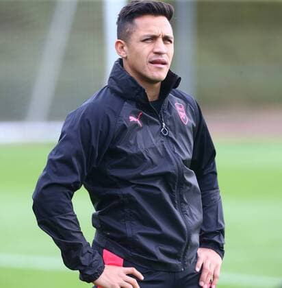 November 1, 2017 - London, England, United Kingdom - Arsenal s Alexis Sanchez.during a Arsenal training session ahead of the UEFA Europa League Group H match against Red Star Belgrade (Crvena Zvezda) at Arsenal training centre , London Colney on 1 Nov 2017 St.Albans, England Arsenal Training and press conference PK Pressekonferenz  - ZUMAn230 20171101_zaa_n230_048 Copyright: xKieranxGalvinx