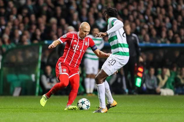 Glasgow Scotland 31 10 2017 UEFA Champions League 2017 18 Season Group Stage Group B 4 Gameday Celtic Glasgow FC Bayern Munich Arjen Robben FCB and Dedryck Boyata CFC in duel DeFodi048