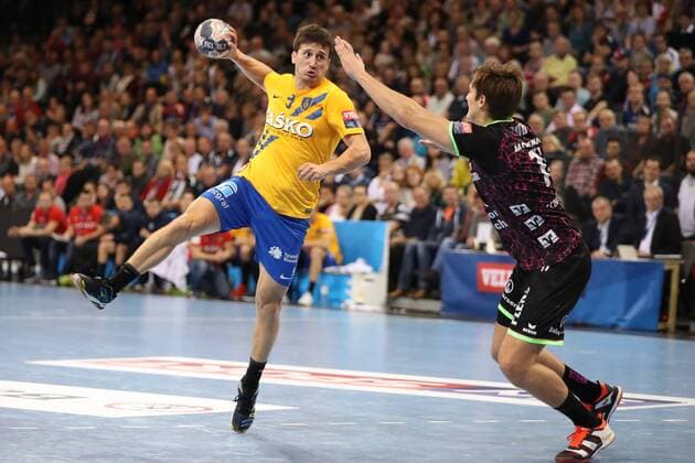 SG Flensburg Handewitt RK Celje Pivovarna Lasko EHF Champions League Flensburg 01 11 17 Flensburg 01 11 17 Sport Handball VELUX EHF Champions League Season 2017 2018 Group stage SG Flensburg Handewitt RK Celje Pivovarna Lasko David Razgor RK Celje Pivovarna Lasko 09 Magnus Roed SG Flensburg Handewitt 77 xmmkx
