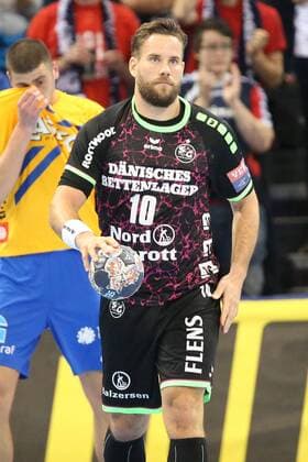 SG Flensburg Handewitt RK Celje Pivovarna Lasko EHF Champions League Flensburg 01 11 17 Flensburg 01 11 17 Sport Handball VELUX EHF Champions League Season 2017 2018 Group Stage SG Flensburg Handewitt RK Celje Pivovarna Lasko Thomas Mogensen SG Flensburg Handewitt 10 xmmkx