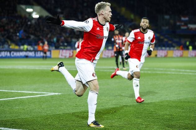 (l-r) Nicolai Jorgensen of Feyenoord, Tonny Vilhena of Feyenoord during the UEFA Champions League group F match between Shakhtar Donetsk and Feyenoord Rotterdam at Metalist Stadium on November 01, 2017 in Kharkiv, Ukraine UEFA Champions League 2017 2018 xVIxVIxImagesx xMauricexvanxSteenxIVx 9182732