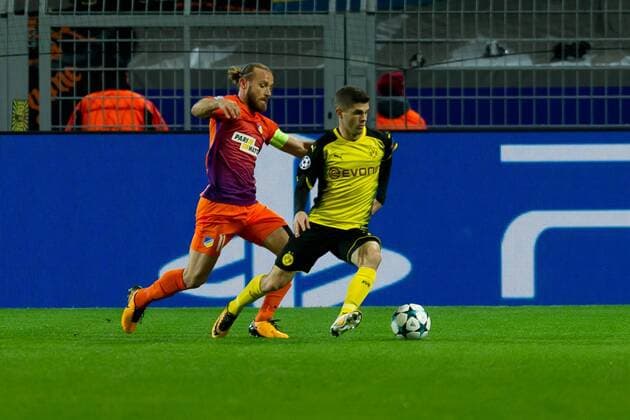 Dortmund Germany 01 11 2017 UEFA Champions League 2017 18 Season Group Stage Group H Matchday 4 Borussia Dortmund APOEL Nicosia Nektarios Alexandrou Nicosia and Christian Pulisic BVB in action DeFodi053