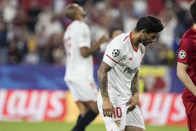 November 1, 2017 - Seville, Spain - Ever Banega of Sevilla laments after missing a chance at goal during the UEFA Champions League Group E soccer match between Sevilla FC and Spartak Moskva at Estadio Ramon Sanchez Pizjuan Soccer 2017 - Sevilla FC vs Spartak Moskva - ZUMAa142 20171101_zap_a142_004 Copyright: xDanielxGonzalezxAcunax