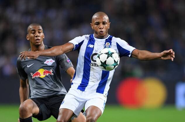 FOOTBALL CHAMPIONS LEAGUE SEASON 2017 2018 GROUP PHASE FC Porto RB Leipzig 01 11 2017 Yacine Brahimi re FC Porto against Bernardo Fernandes da Silva Junior left RB Leipzig Porto