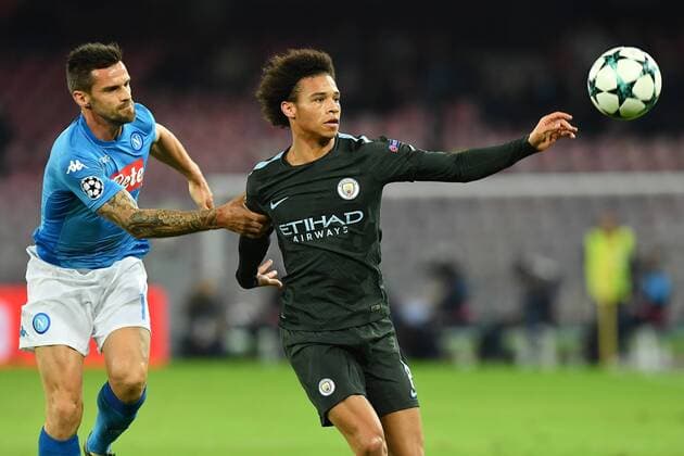Themen der Woche - SPORT As Napoli 01 11 2017 - Champions League Napoli-Manchester City foto Antonello Sammarco Image nella foto: Christian Maggio-Leroy Sane 